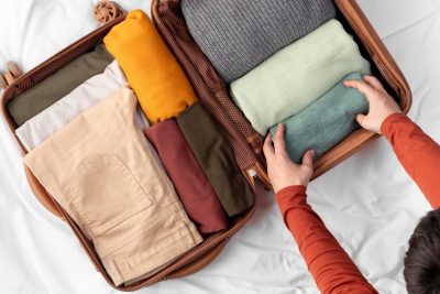 W jakie walizki pakować się na dłuższe wyjazdy? Praktyczne porady